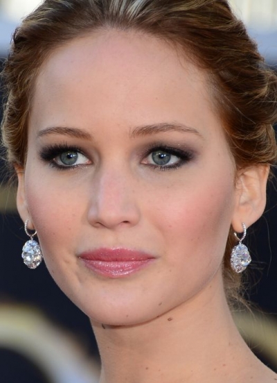 jennifer-lawrence-oscar-makeup-h724