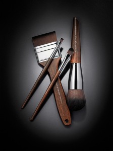 fall2013_makeupforeverartisanbrushes002