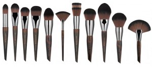 fall2013_makeupforeverartisanbrushes003