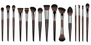 fall2013_makeupforeverartisanbrushes004