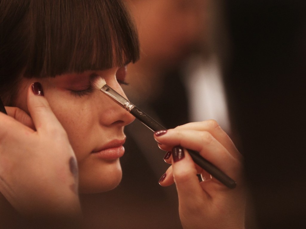 AW_14 WW Backstage Beauty_8