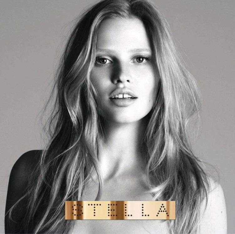 LaraStone