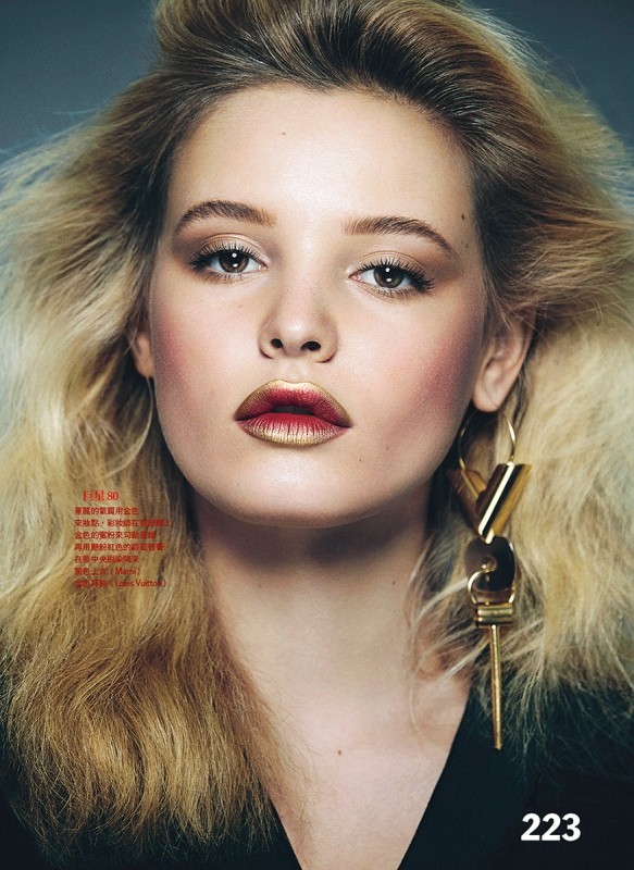 Paige Reifler by Yossi Michaeli for Vogue Taiwan November 2014 (1)