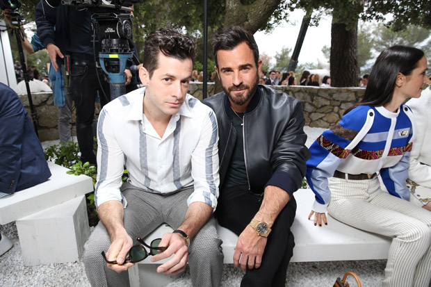 Mark Ronson - Louis Vuitton Show - 11