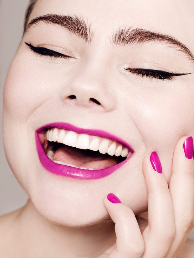 How To Enhance Your Beauty With The Perfect Smile