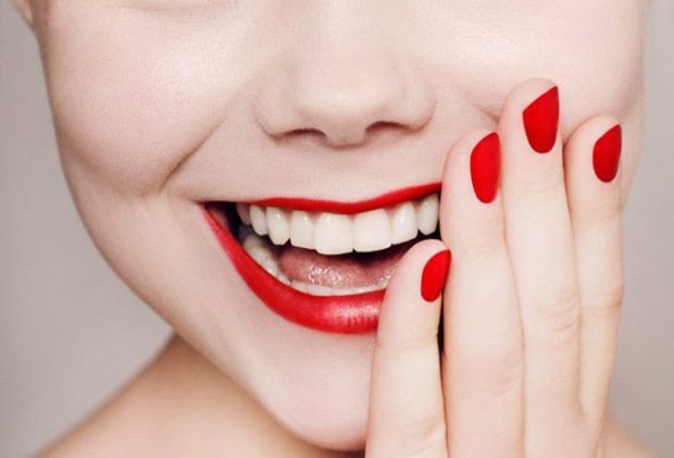 How To Enhance Your Beauty With The Perfect Smile