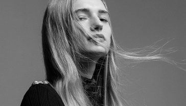 BALMAIN HAIR COUTURE