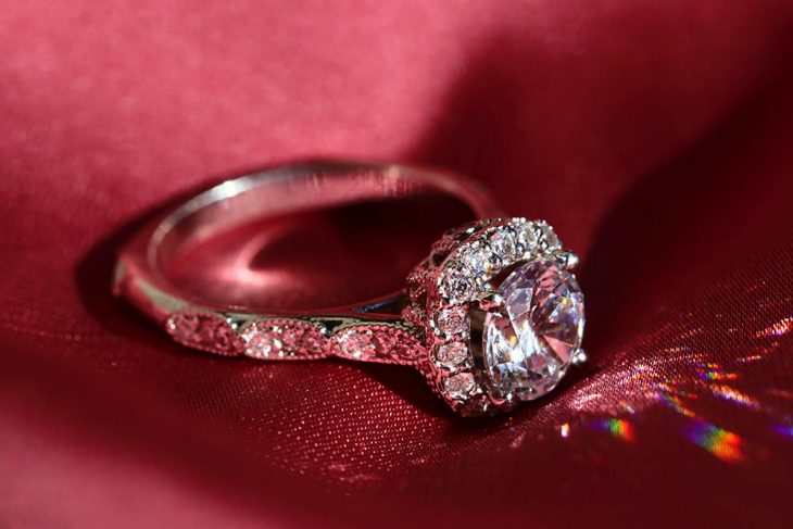 How To Purchase An Engagement Ring You Know They’ll Love