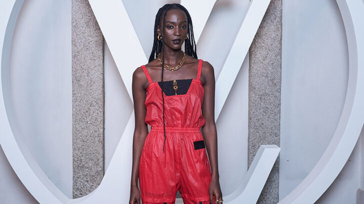 Attending the Louis Vuitton Cruise Show photocall in Strega, Italy 5/24/23  : r/JenniferConnelly