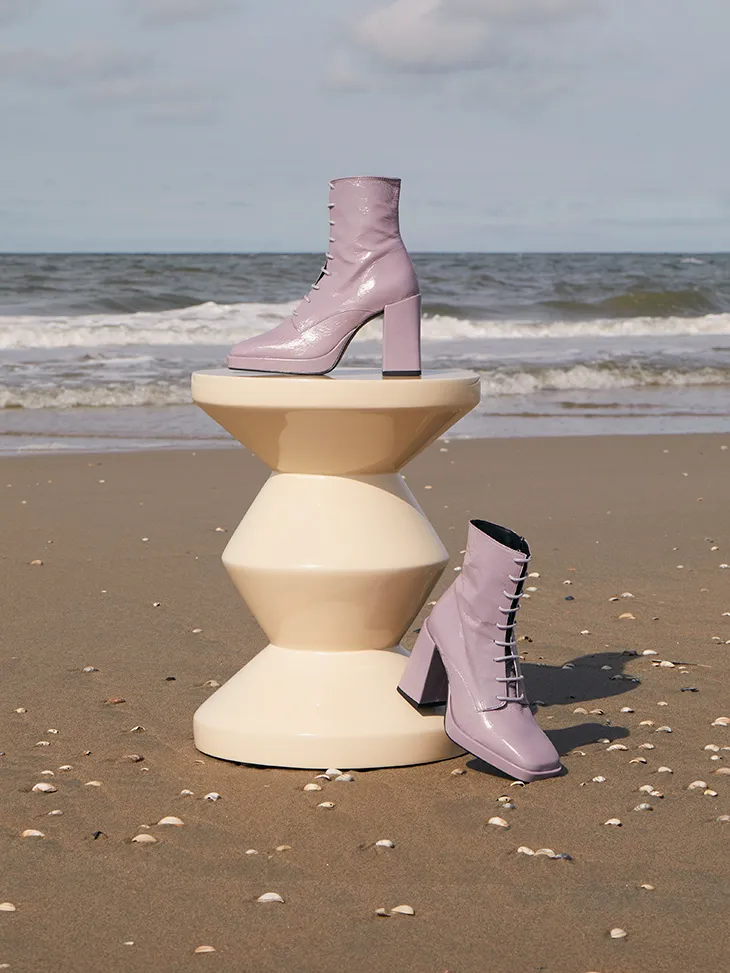 Shoe