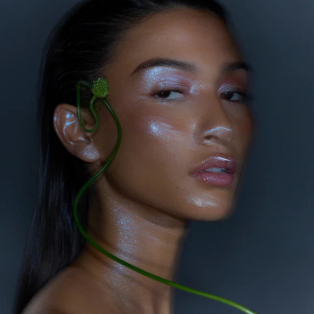 r.e.m. beauty Fembot