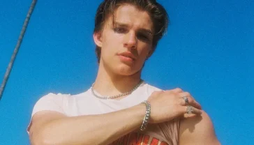 Alex Sampson