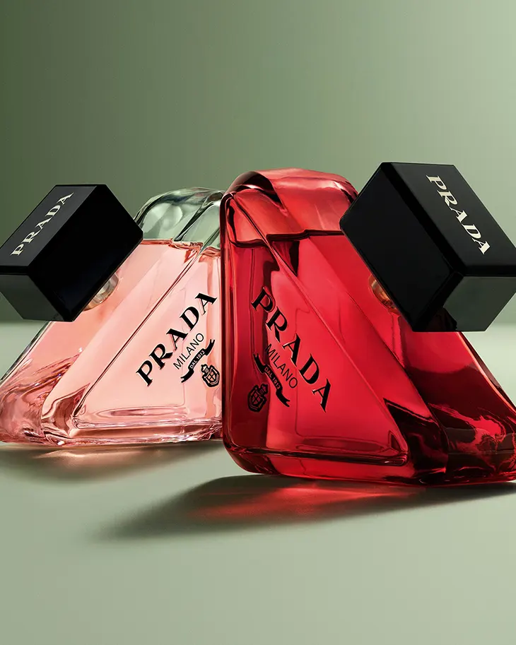 Prada Introduces Paradoxe Radical Essence with Intense Notes