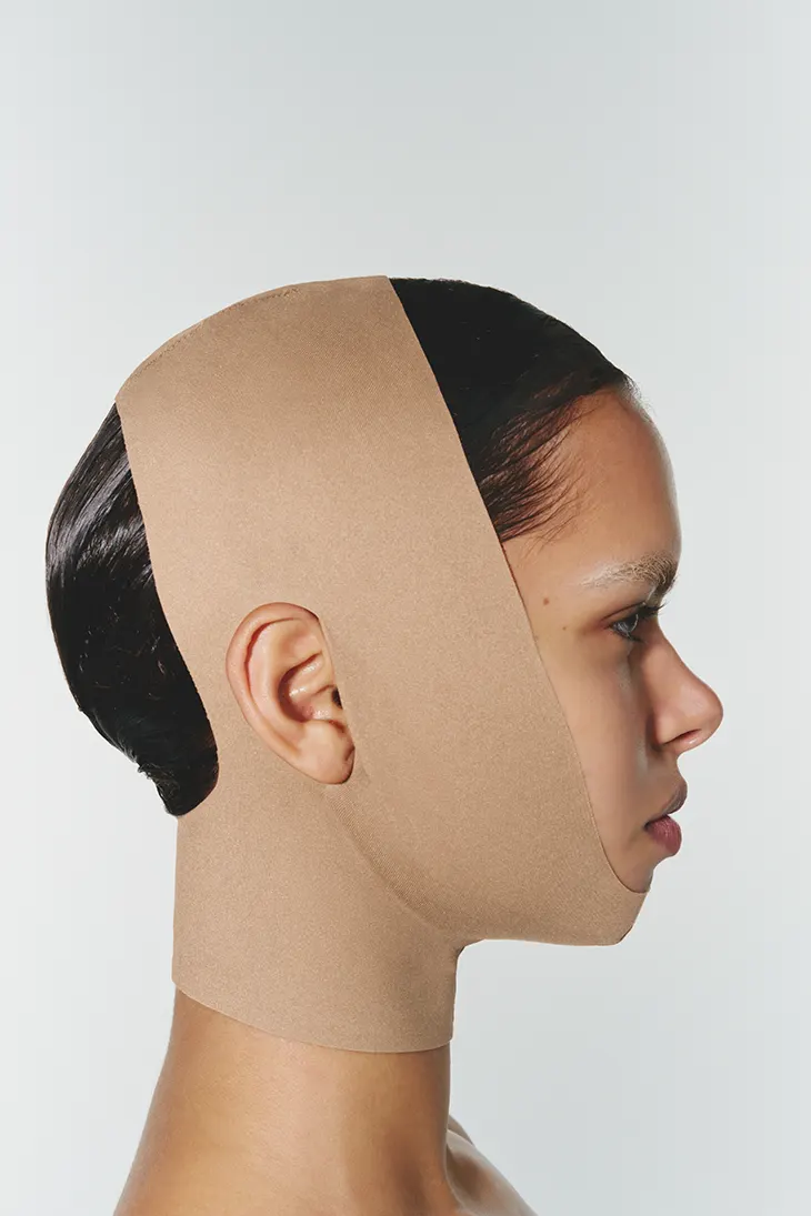 SKIMS Launches Seamless Sculpt Face Wrap