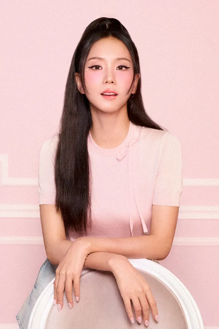 Anya Taylor-Joy, Jisoo & Willow Smith Dior Perfumes