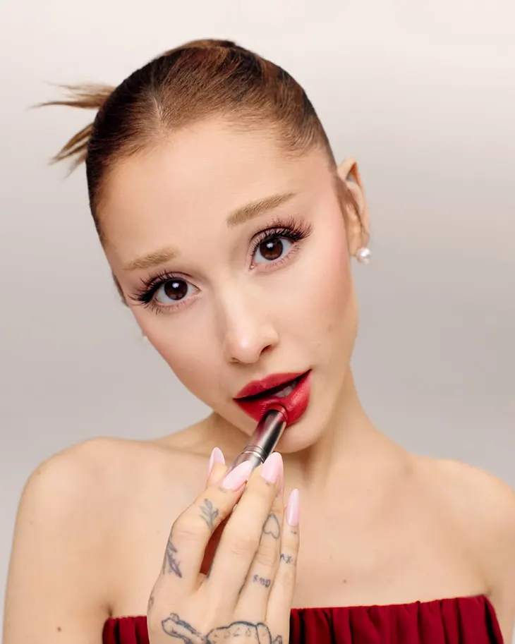 r.e.m. beauty Blur Butter Lip Balm